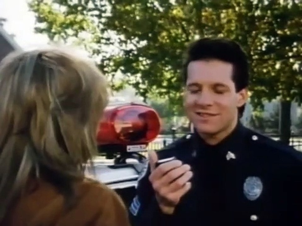 Police Academy 4: Aux armes Citoyens Bande-annonce VO