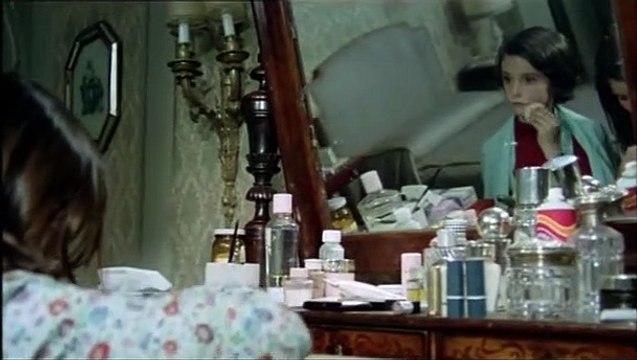 Cría Cuervos Extrait vidéo (2) VO