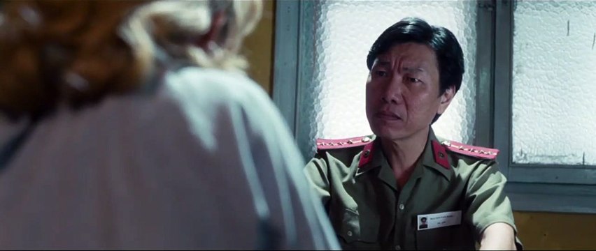 Christina Noble - Extrait VF Christina au commissariat