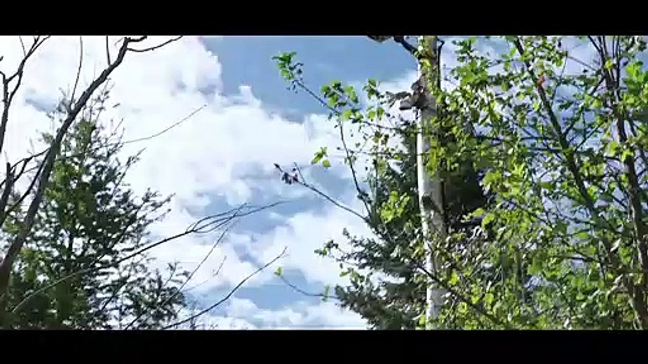 À la poursuite de demain - EXTRAIT VOST "L'attaque de la maison"