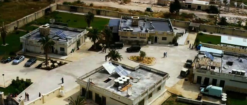 13 Hours Bande-annonce (3) VO