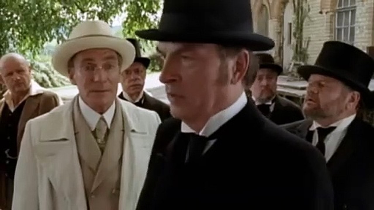 Retour au pays Bande-annonce VO