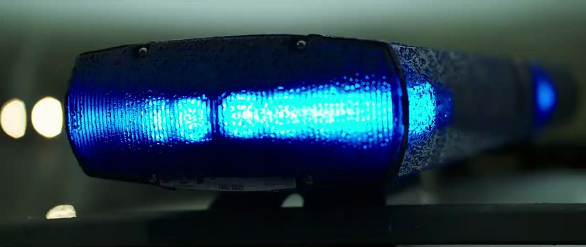 Woman at War EXTRAIT VO Barrage