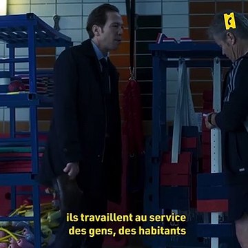 Isabelle Huppert et Reda Kateb dans Les Promesses : Les politiques sont des acteurs