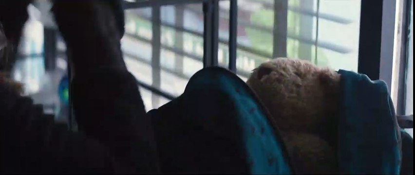 La 5ème vague - EXTRAIT VOST T'as quoi dans la main ?