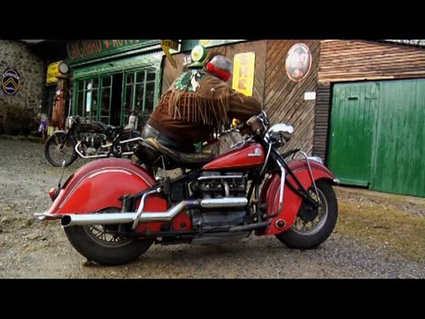 Portrait de groupe avec enfants et motocyclettes Bande-annonce (3) VF