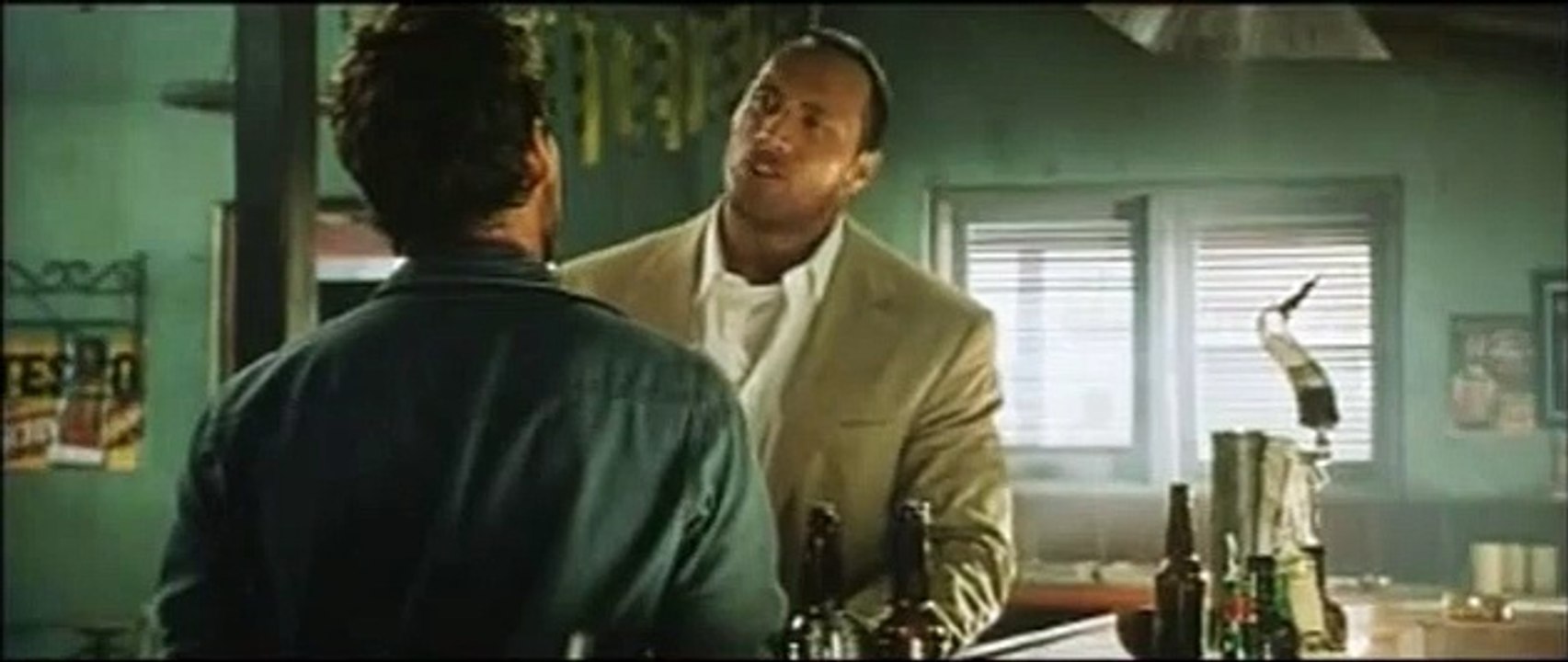 Bienvenue dans la jungle Extrait vidéo (2) VF