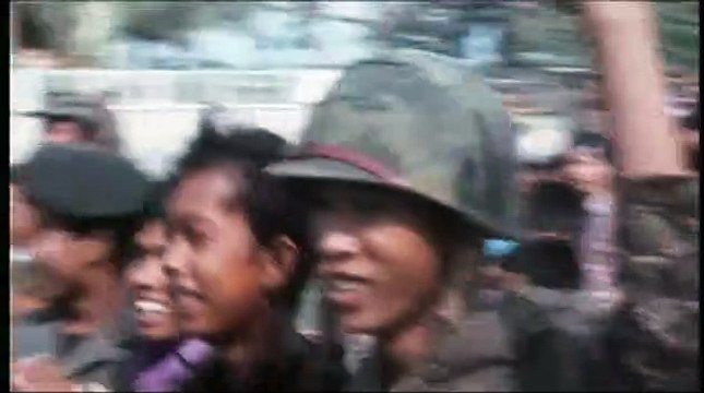 L'Important c'est de rester vivant Extrait vidéo VF