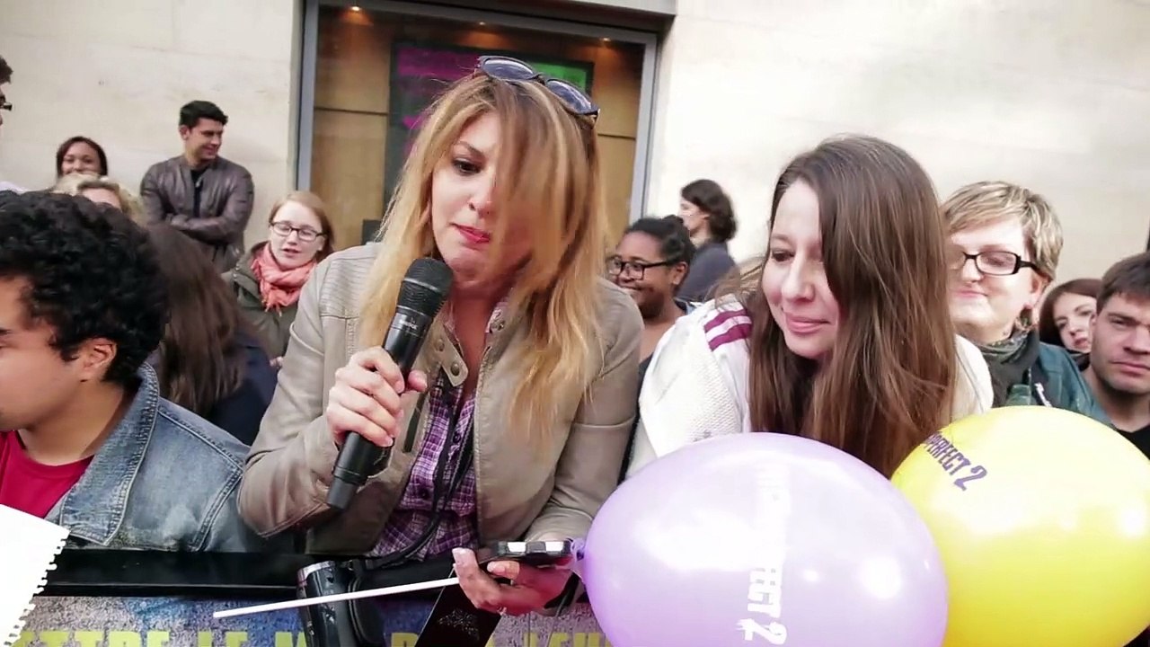 The Hit Girls 2 - BONUS "L'avant-première à Paris"