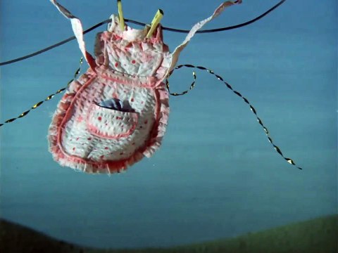 Ferda la fourmi - EXTRAIT VF Contes de la corde à linge