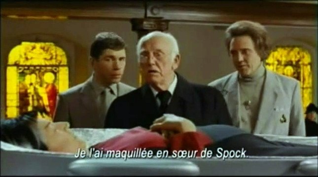 L'Amour, six pieds sous terre Bande-annonce VO