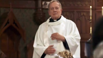 The Baby - EXTRAIT VOST "Le prêtre"