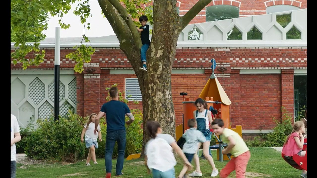 Bonhomme Bande-annonce VF