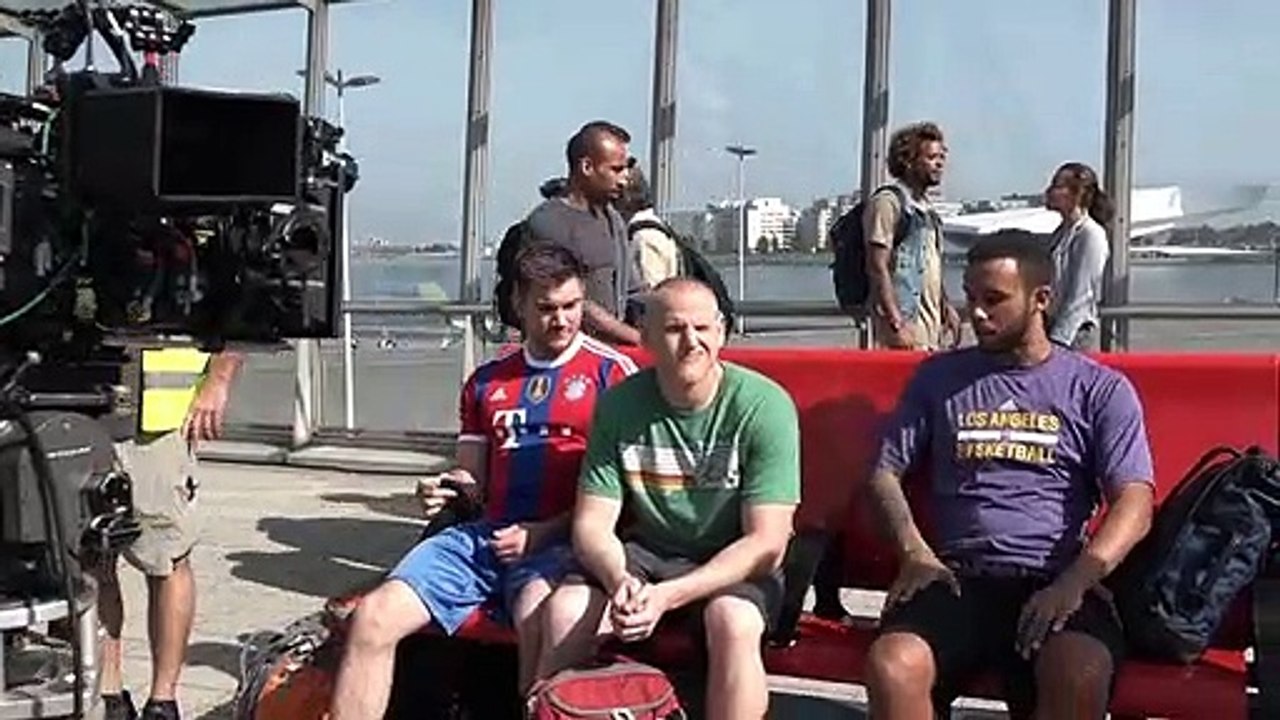 Le 15h17 pour Paris BONUS VO "Des héros ordinaires"