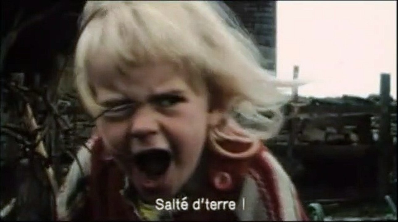 Cette sale terre Bande-annonce VO