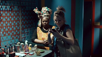 Soirée filles - EXTRAIT VF "Parle nous de ta carrière"