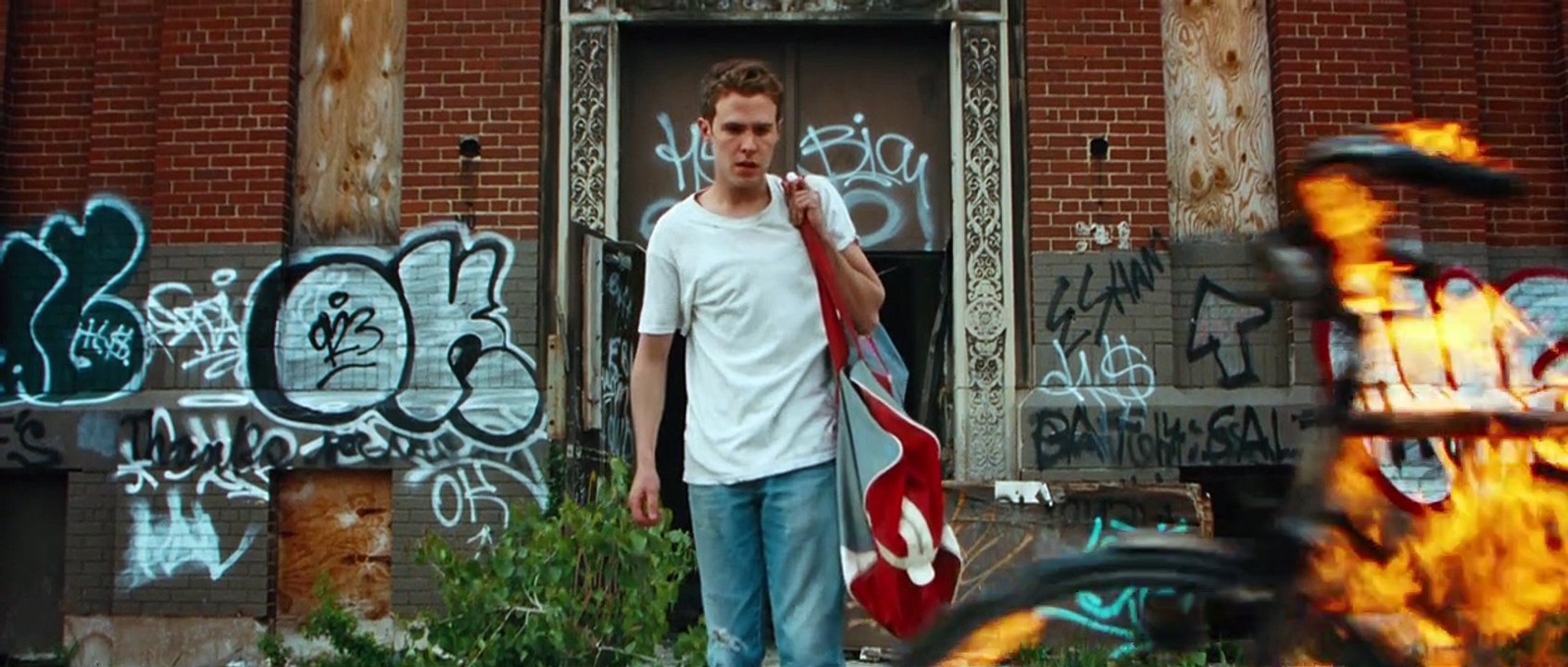 Lost River - EXTRAIT VOST "La fuite"
