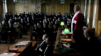 Les Âmes grises Extrait vidéo VF