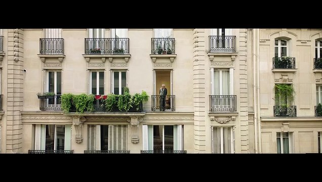 It Must Be Heaven TEASER VF Police