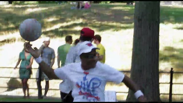 Swim Little Fish Swim Bande-annonce VO