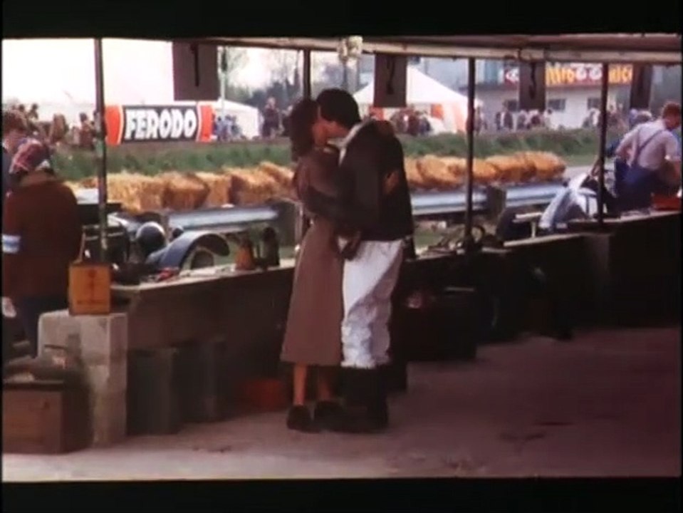 Un Crime pour une passion Bande-annonce VO