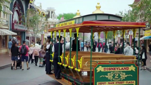 Une journée à Disney - saison 1 Bande-annonce VO