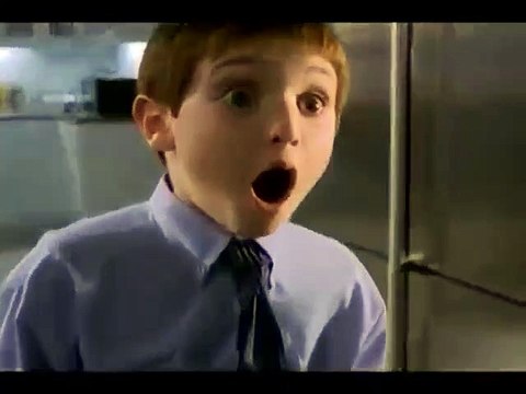 Maman, je suis seul contre tous Bande-annonce VO