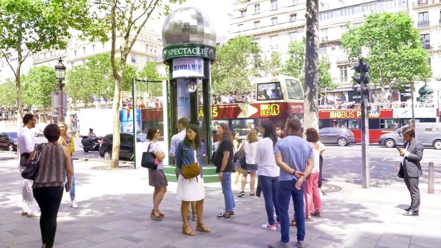 Mamma Mia! Here We Go Again BONUS La cabine à karaoké