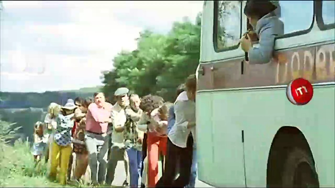 Les Charlots font l'Espagne Bande-annonce VF