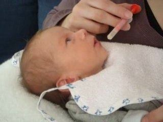 LOLA prend ses vitamines