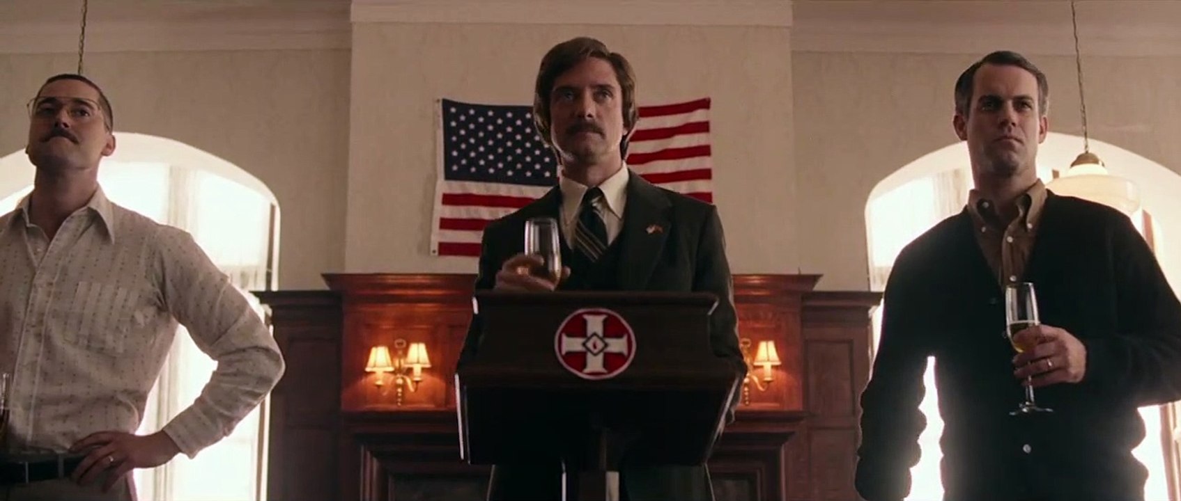 BlacKkKlansman - J'ai infiltré le Ku Klux Klan EXTRAIT VF "America first"