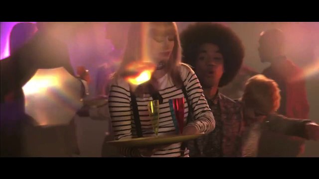 Résiste, la comédie musicale Bande-annonce VF