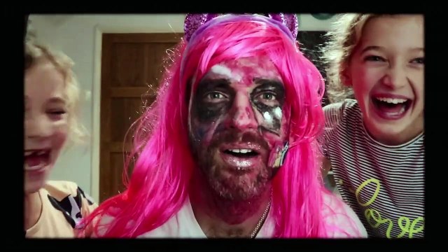 Dads Bande-annonce VO