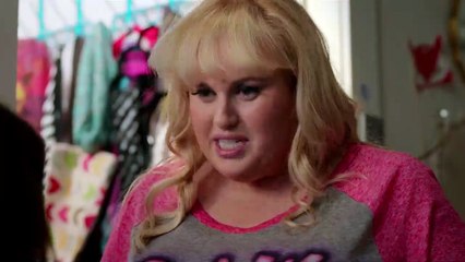Pitch Perfect 2 - EXTRAIT VF "Amy réconforte Beca"