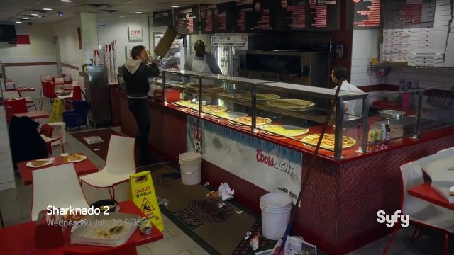Sharknado 2 Bande-annonce (3) VO