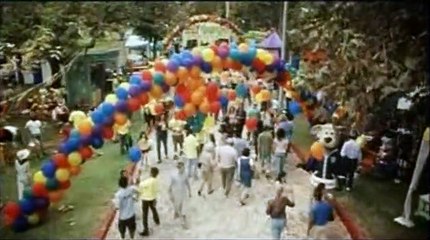 Ecole paternelle Bande-annonce VF