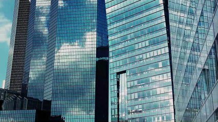 "La Confrérie des larmes" : Ne jamais ouvrir la malette !