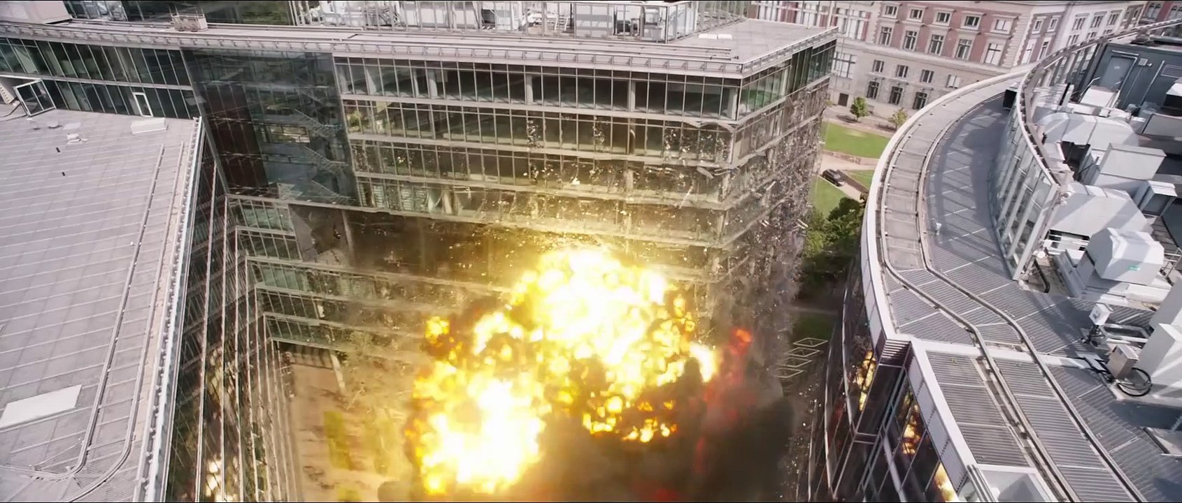 Captain America: Civil War Bande-annonce (2) VO