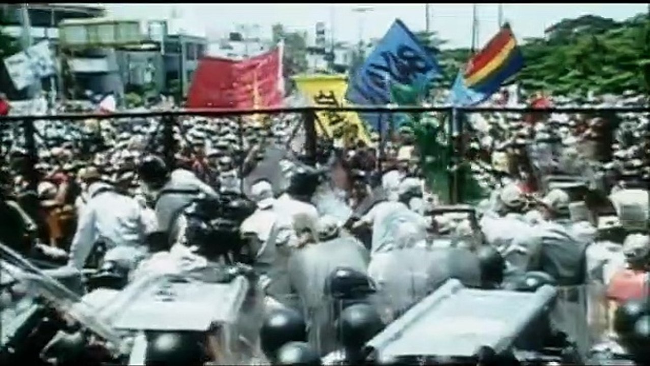 666 la malédiction Bande-annonce VO