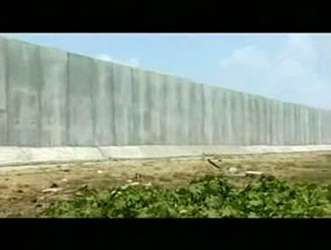 Mur Bande-annonce VO