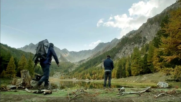 Alex Hugo - Extrait 2 VF Comme un oiseau sans ailes