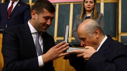 Son Dakika: "Zamlar milletin belini büküyor" diyen MHP'li Baki Ersoy, Bahçeli'ye bağlığını bildirip partisinden istifa etti