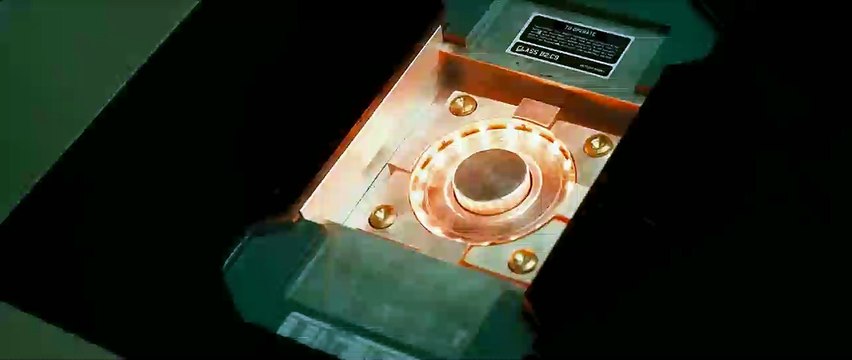 Lock Out Bande-annonce VO