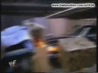austin destroys regal,drives off with him on the limo