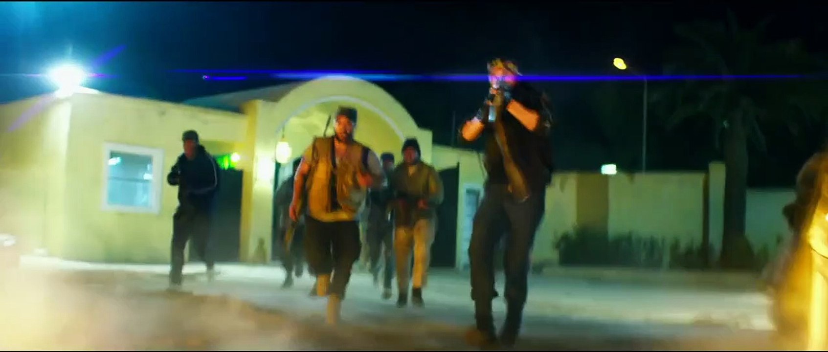 13 Hours - EXTRAIT VOST "Dernier espoir"