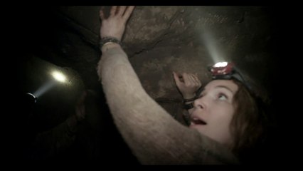 Catacombes - EXTRAIT VF "A la recherche d&#039;une sortie"