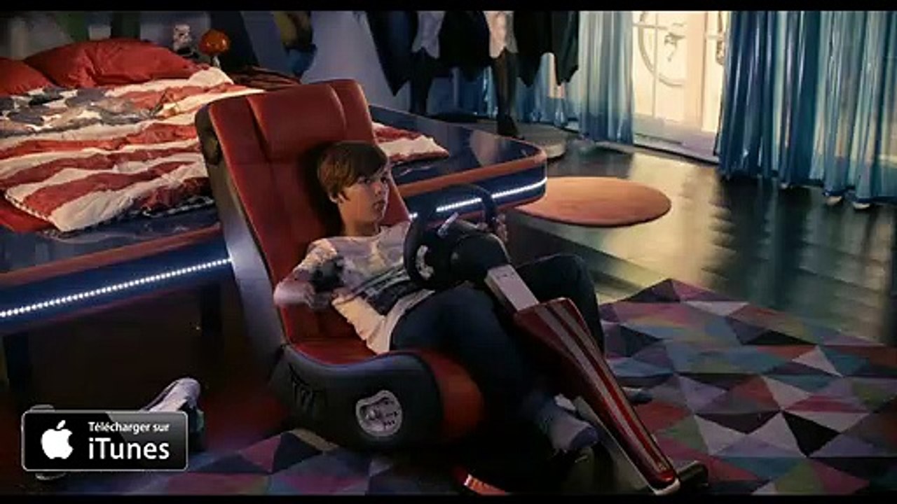 "Babysitting" - Bande-annonce version longue