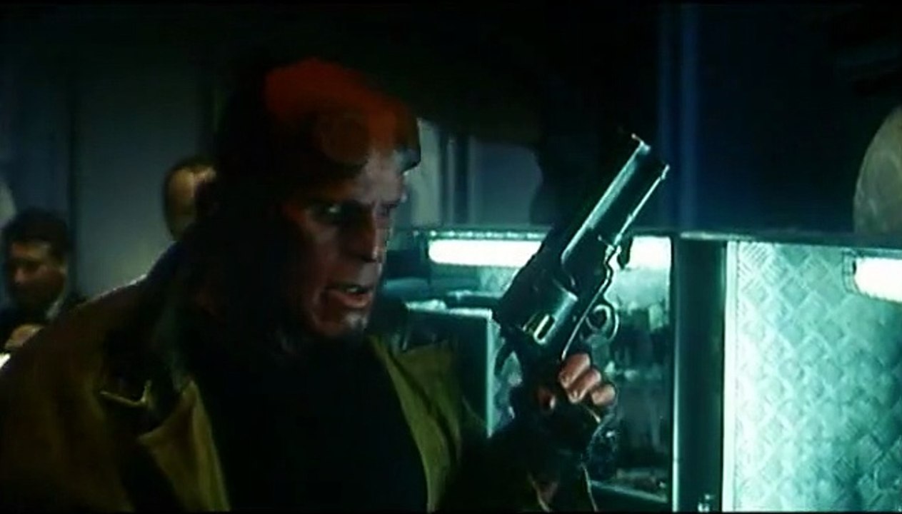 Hellboy II les légions d'or maudites Bande-annonce (2) VF