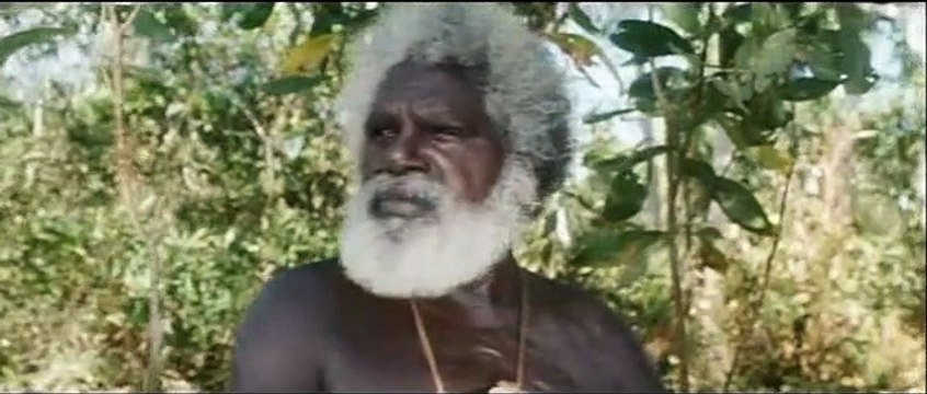 10 canoés, 150 lances et 3 épouses Extrait vidéo (2) VO