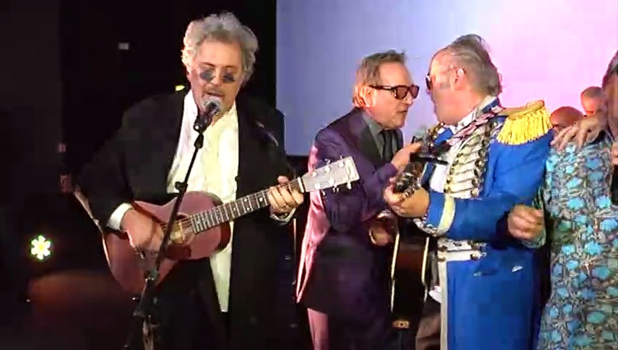 Richard Anconina, Desireless, Frédéric Forestier, Patrick Hernandez, Gilbert Montagné Interview : Stars 80